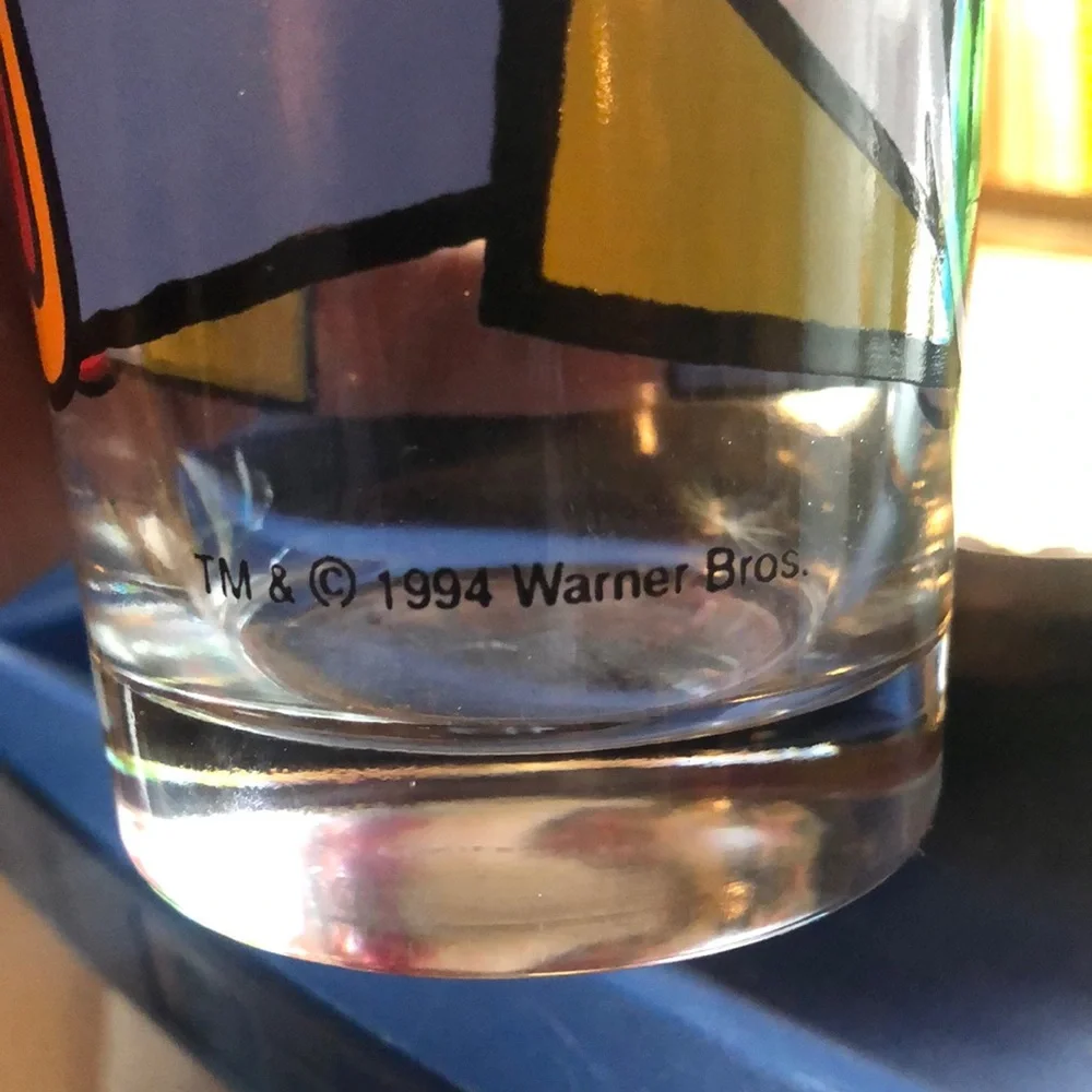 ▪️WARNER BROS. Bugs Bunny and Daffy Duck Glass Tumbler 🐰